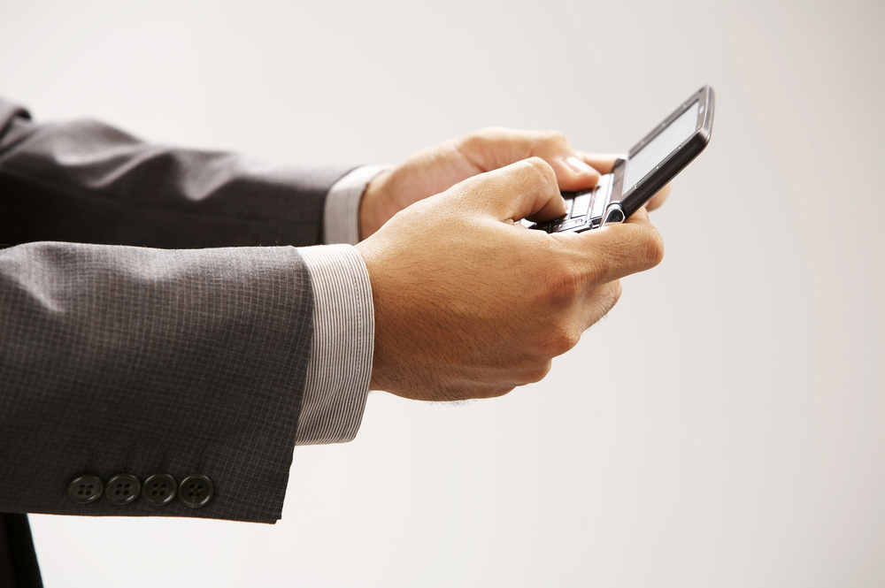 photo - person texting