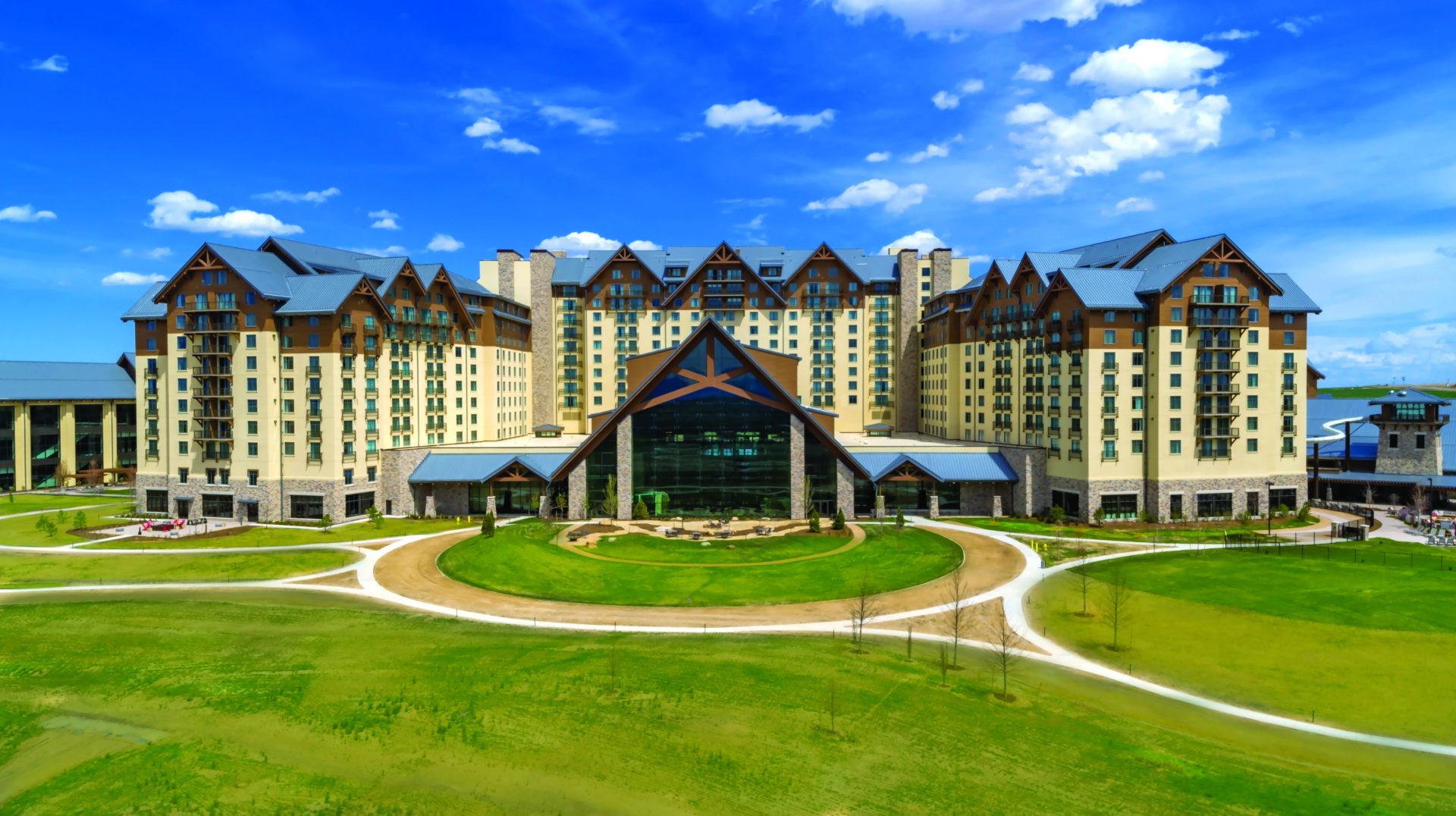 gaylord_of_the_rockies